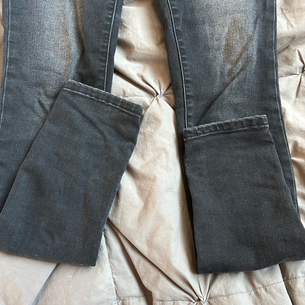 Tall Ladies Buckle Black skinny stretch jeans 27 x 34   Actual 32” inseam - Picture 3 of 7